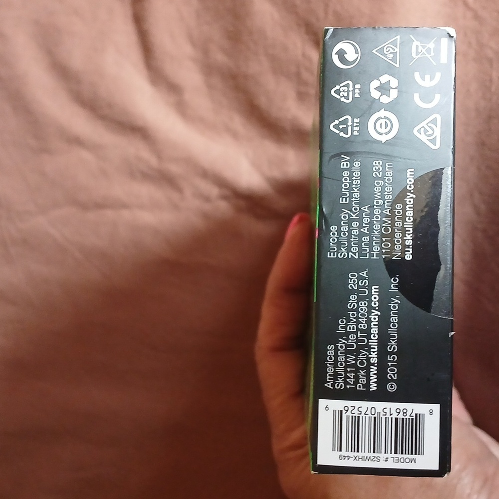 Skullcandy Sport Performance Wired Headphones - Picture 5 of 5
